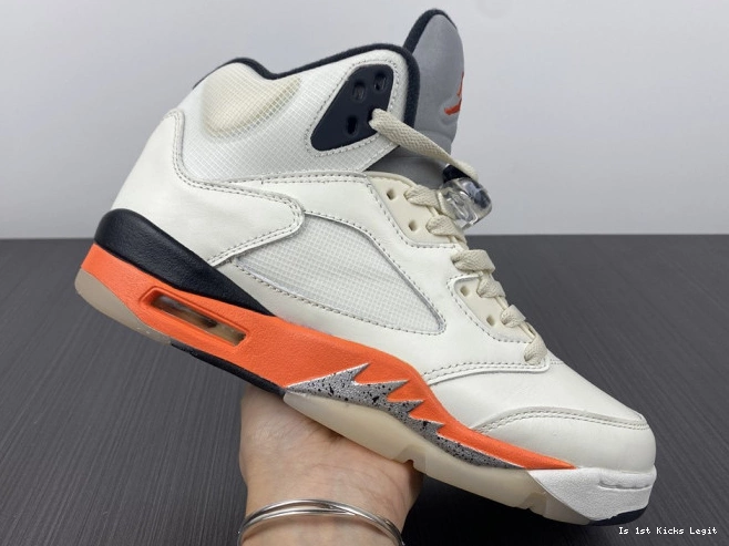 5 Retro Orange DC1060-100 Total Jordan 0819